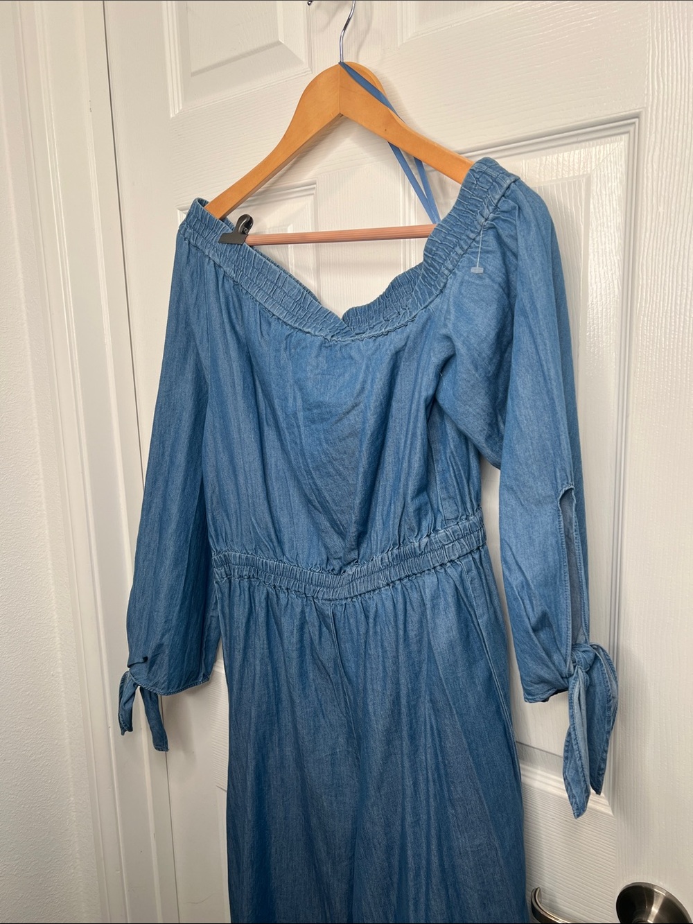 MICHAEL Michael Kors Denim-Blue Off-Shoulder Lt Cadet Wash Jumpsuit New With Tag